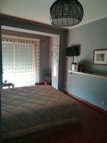 Imagen de la habitación del Hotel Portf&oacute;lio Guesthouse. Foto 7