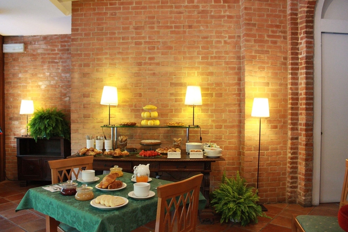 Imagen del bar/restaurante del Hotel Portici. Foto 4