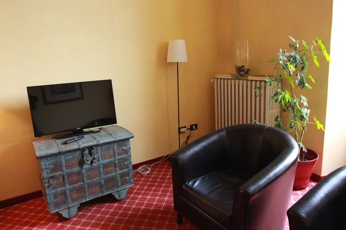 Imagen de los interiores del Hotel Portici. Foto 16