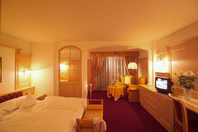 Imagen de la habitación del Hotel Portillo Dolomites 1966'. Foto 4