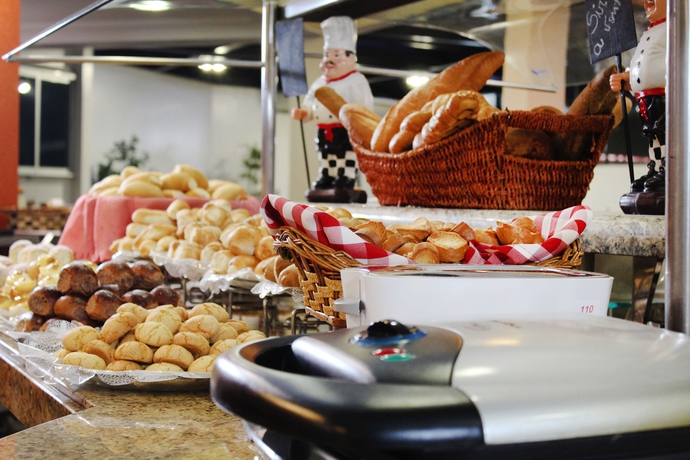 Imagen del bar/restaurante del Hotel Portinari Centro. Foto 2