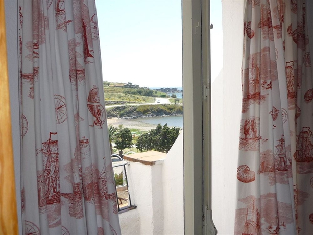 Imagen de la habitación del Hotel Port-lligat. Foto 7