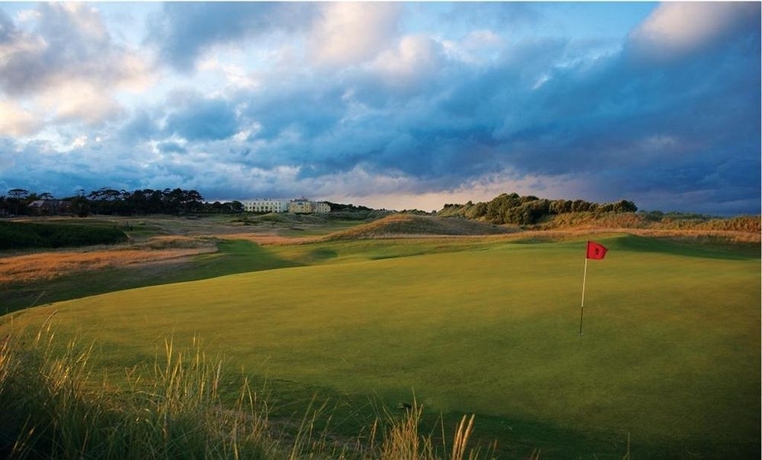 Imagen de los exteriores del Hotel Portmarnock Resort and Jameson Golf Links. Foto 6