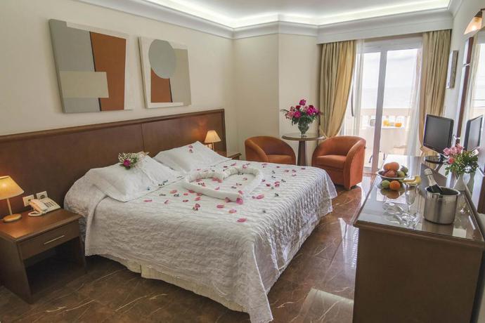 Imagen de la habitación del Hotel Porto Alegre, Creta. Foto 5
