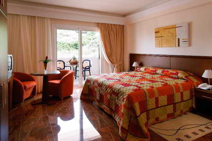 Imagen de la habitación del Hotel Porto Alegre. Foto 7