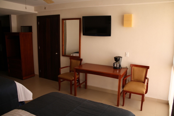 Imagen de la habitación del Hotel Porto Allegro. Foto 4