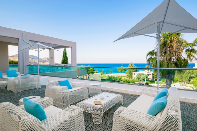 Imagen del bar/restaurante del Hotel Porto Angeli Beach Resort – All Inclusive. Foto 6