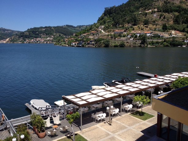 Imagen de los exteriores del Hotel Porto Antigo. Foto 11