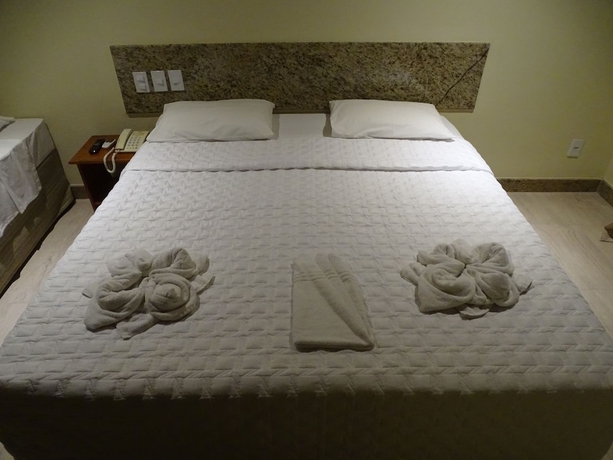 Imagen de la habitación del Hotel Porto Bali. Foto 4