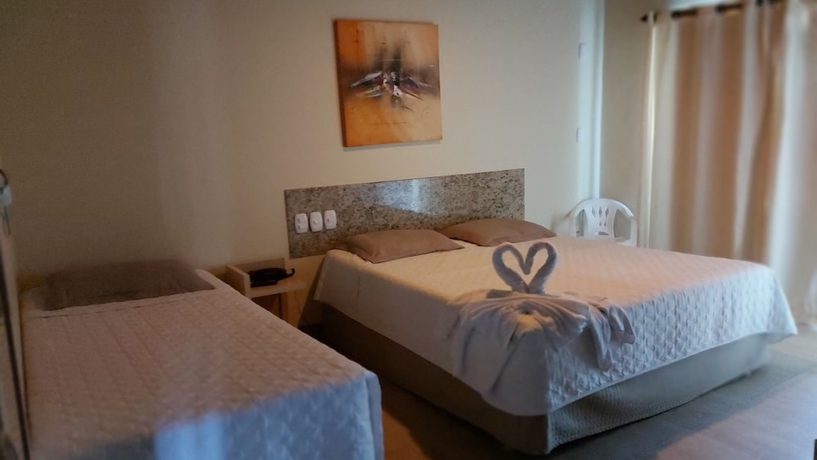 Imagen de la habitación del Hotel Porto Bali. Foto 11