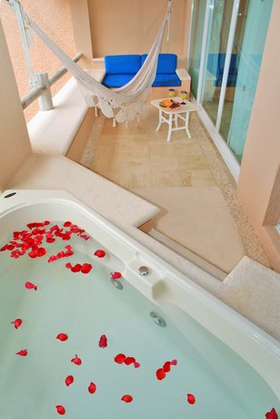 Imagen de los interiores del Hotel Porto Bello Gran Marina by GuruHotel. Foto 15