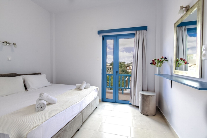 Imagen de la habitación del Hotel Porto Bello, Paros Ciudad. Foto 12