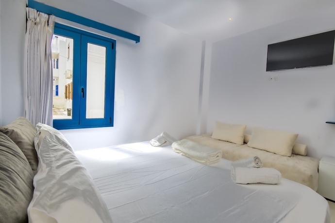 Imagen de la habitación del Hotel Porto Bello, Paros Ciudad. Foto 18