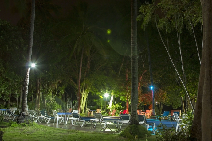 Imagen de la piscina del Hotel Porto Bello, Puntarenas. Foto 16