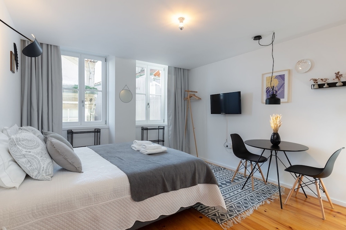 Imagen de la habitación del Hotel Porto Belomonte Studios. Foto 4