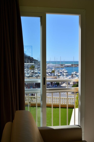 Imagen de la habitación del Hotel Porto Calpe. Foto 14