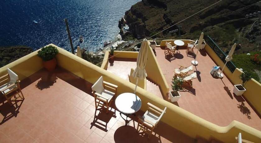 Imagen de los exteriores del Hotel Porto Carra. Foto 13