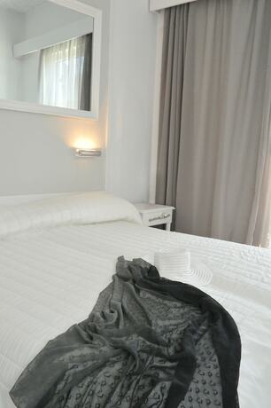 Imagen general del Hotel Porto Castello. Foto 2