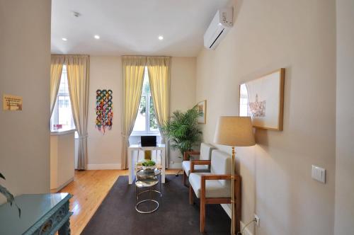 Imagen de los interiores del Hotel Porto Charming. Foto 4