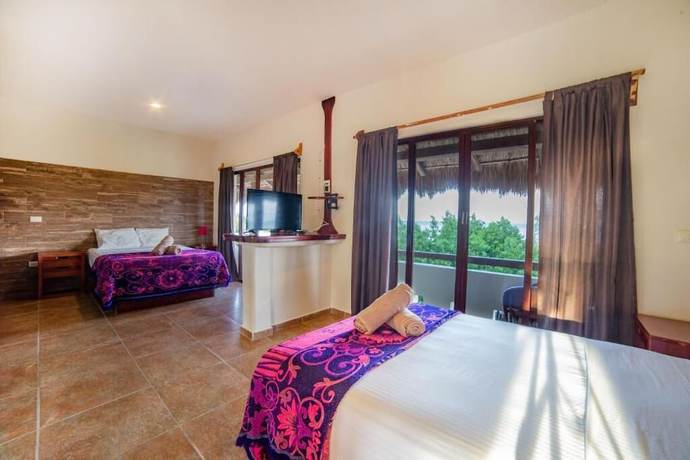 Imagen de la habitación del Hotel Porto Coral. Foto 16