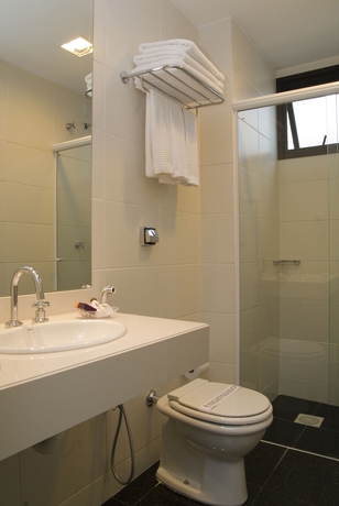 Imagen de la habitación del Hotel Porto Da Ilha. Foto 6