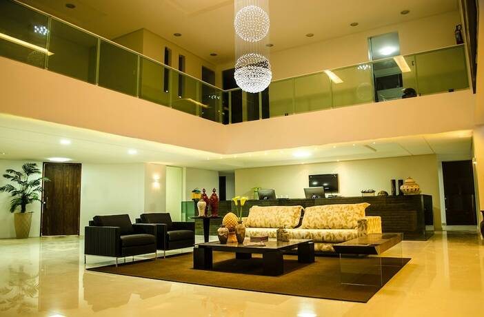 Imagen general del Hotel Porto Da Serra. Foto 18