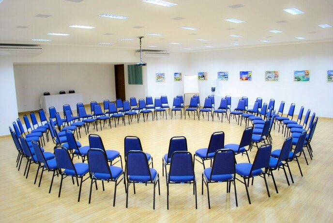 Imagen de los interiores del Hotel Porto Da Serra. Foto 32