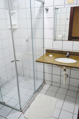 Imagen de la habitación del Hotel Porto Das Âncoras. Foto 11