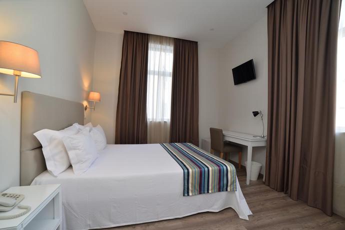 Imagen general del Hotel Porto Domus. Foto 9