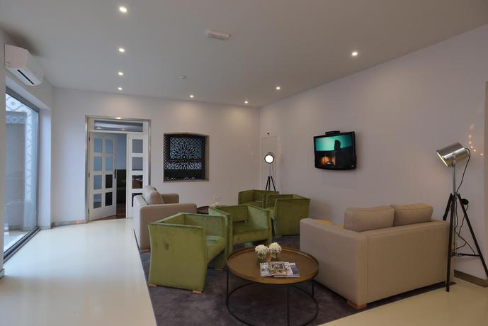 Imagen general del Hotel Porto Domus. Foto 12