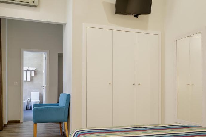 Imagen general del Hotel Porto Domus. Foto 16