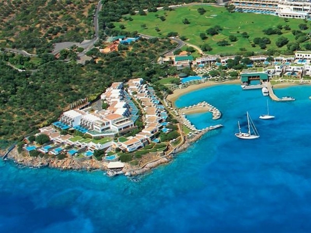 Imagen general del Hotel Porto Elounda Golf and Spa Resort. Foto 7