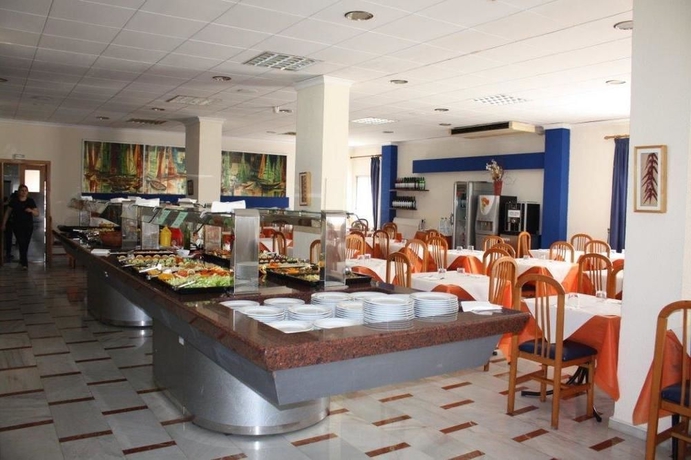 Imagen del bar/restaurante del Hotel Porto, Gandía. Foto 3