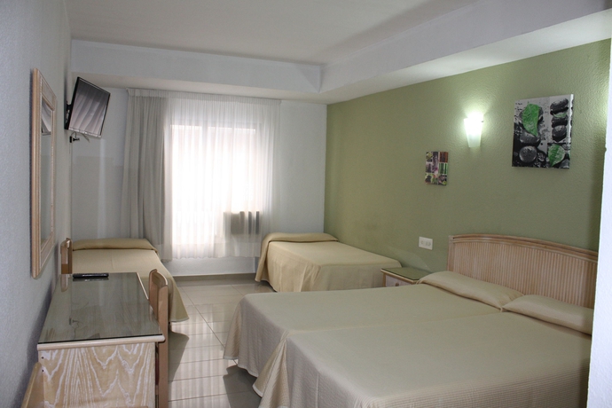 Imagen de la habitación del Hotel Porto, Gandía. Foto 11