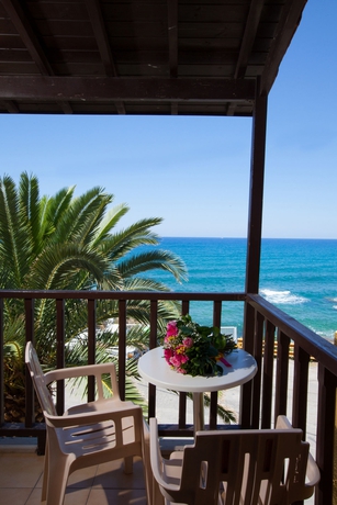 Imagen de la habitación del Hotel Porto Greco Village Beach. Foto 15