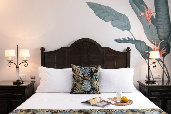 Imagen general del Hotel Porto Kea Suites. Foto 2