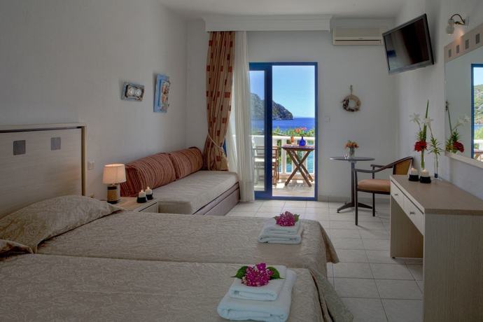 Imagen de la habitación del Hotel Porto Koufo, Porto Koufo. Foto 4