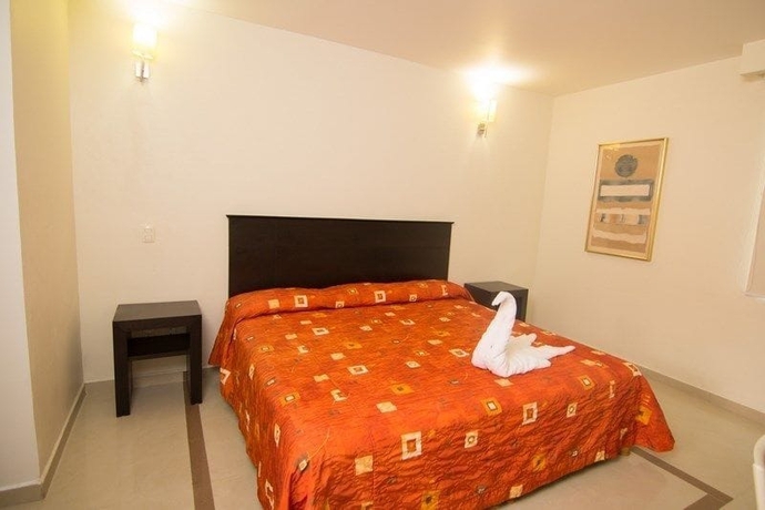 Imagen de la habitación del Hotel Porto, L&Aacute;ZARO C&Aacute;RDENAS. Foto 5