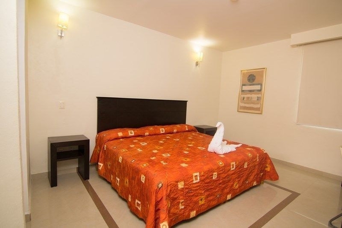 Imagen de la habitación del Hotel Porto, L&Aacute;ZARO C&Aacute;RDENAS. Foto 9