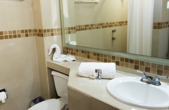Imagen de la habitación del Hotel Porto, L&Aacute;ZARO C&Aacute;RDENAS. Foto 10