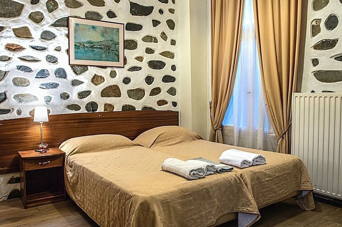 Imagen de la habitación del Hotel Porto Lesvos. Foto 5