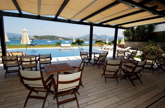 Imagen del bar/restaurante del Hotel Porto Ligia. Foto 4