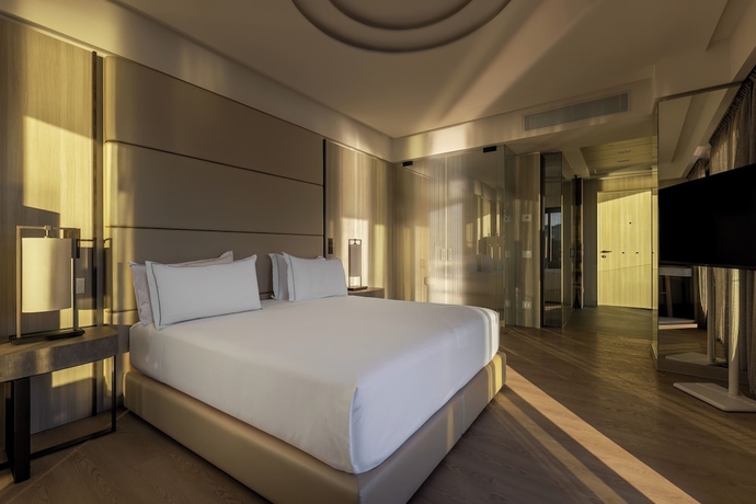 Imagen de la habitación del Hotel Porto Lotti Suite. Foto 7