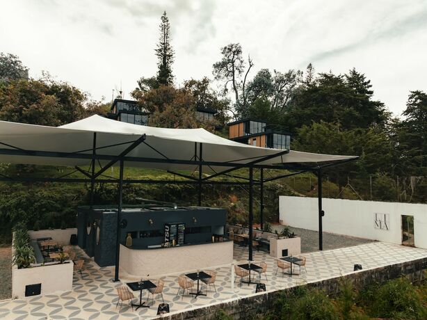 Imagen general del Hotel Porto Marina. Foto 7