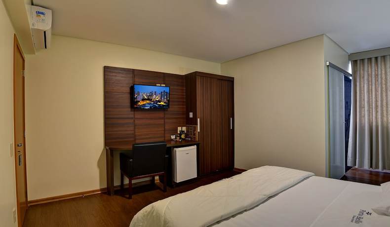 Imagen de la habitación del Hotel Porto Minas e Conven&ccedil;&otilde;es. Foto 7