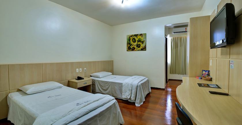 Imagen de la habitación del Hotel Porto Minas e Conven&ccedil;&otilde;es. Foto 8