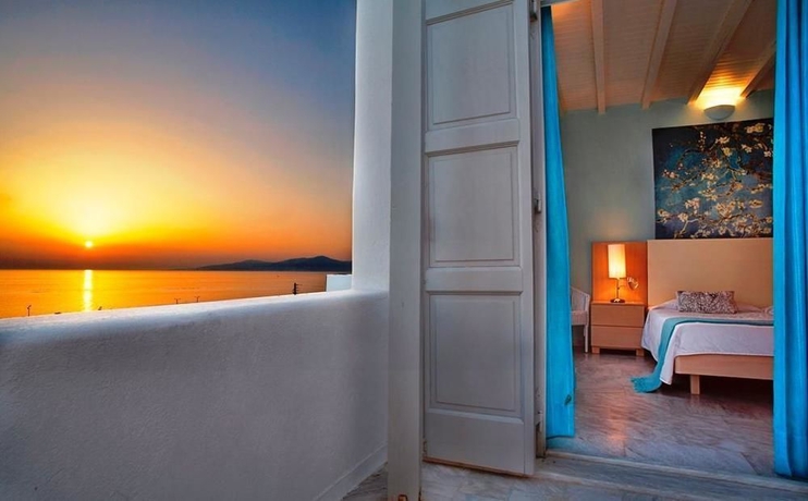 Imagen de la habitación del Hotel Porto Mykonos. Foto 5