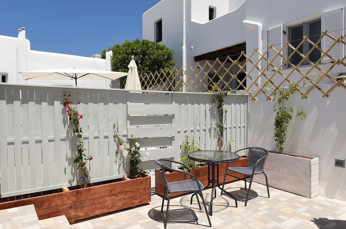 Imagen de la habitación del Hotel Porto Naoussa - Adults Only. Foto 11