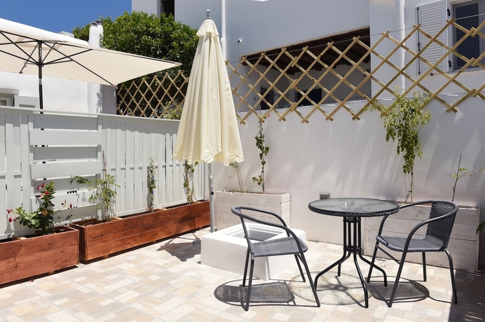 Imagen de la habitación del Hotel Porto Naoussa - Adults Only. Foto 12