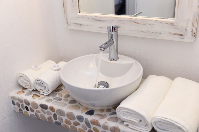 Imagen de la habitación del Hotel Porto Naoussa - Adults Only. Foto 18